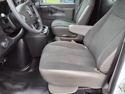 2023 GMC Savana 2500 Work Van