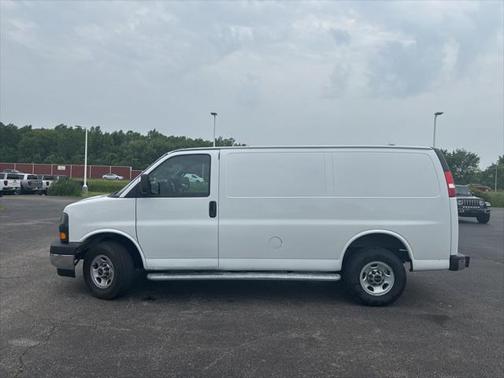 2023 GMC Savana 2500 Work Van