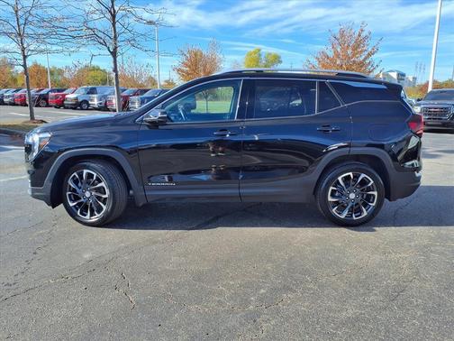 2022 GMC Terrain SLT