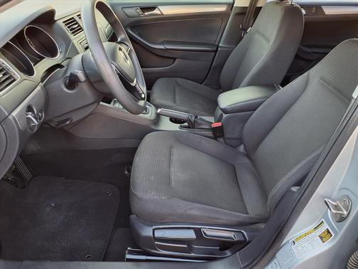 2015 Volkswagen Jetta 1.8T SE