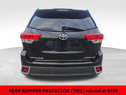 Midnight Black Metallic 2018 Toyota Highlander Limited Platinum