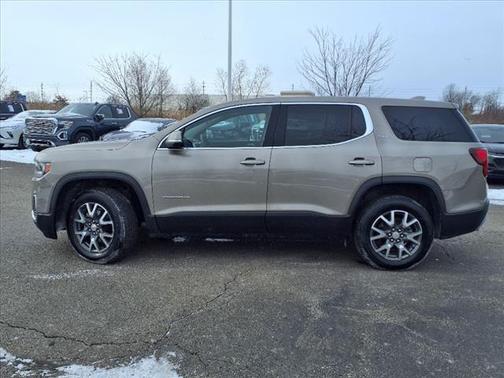 2022 GMC Acadia SLE