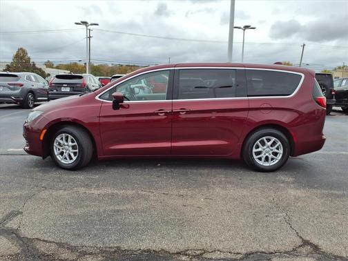 2017 Chrysler Pacifica LX