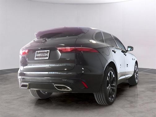 2026 Jaguar F-PACE P400 R-Dynamic S