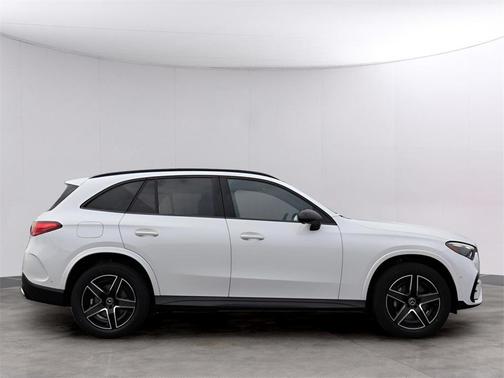 2026 Mercedes-Benz GLC 300 Base 4MATIC