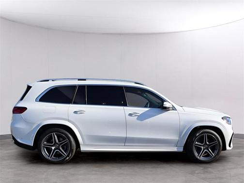 2026 Mercedes-Benz GLS 450 