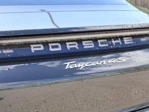 2025 Porsche Taycan 4S
