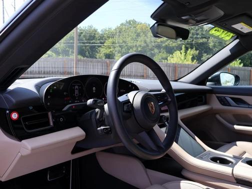 2025 Porsche Taycan 4S