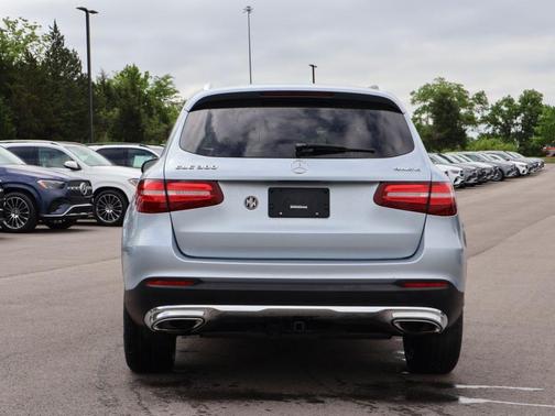 Diamond Silver Metallic 2018 Mercedes-Benz GLC 300 Base 4MATIC