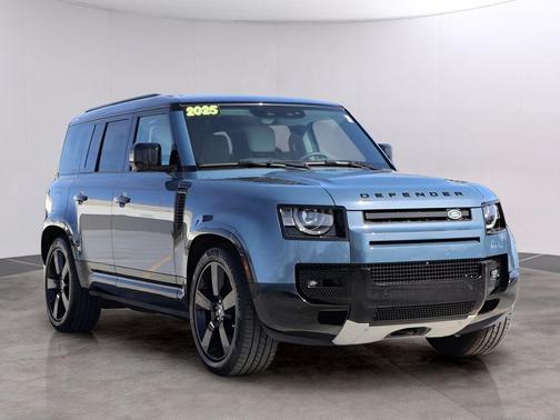 2025 Land Rover Defender P400 X-Dynamic SE