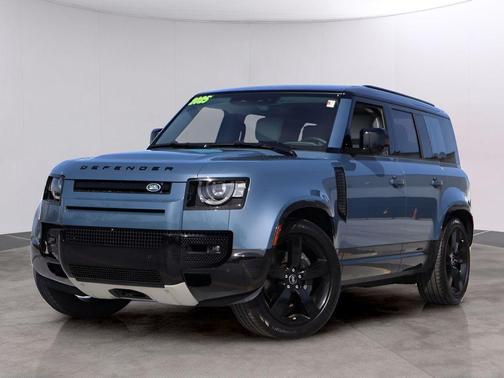 2025 Land Rover Defender P400 X-Dynamic SE