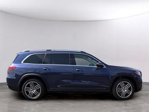 2026 Mercedes-Benz GLS 450 4MATIC