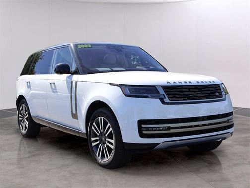 2023 Land Rover Range Rover P530 SE