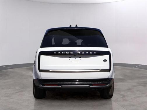 2023 Land Rover Range Rover P530 SE