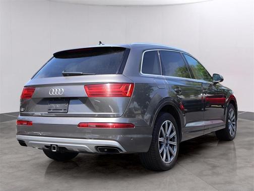 2019 Audi Q7 55 Prestige