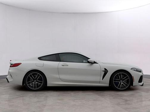 2020 BMW M8 Base