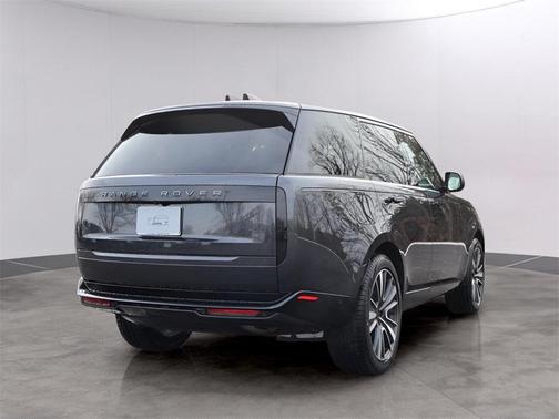 2026 Land Rover Range Rover P400 SE