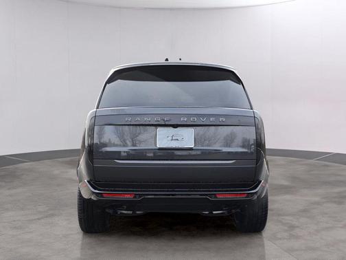 2026 Land Rover Range Rover P400 SE