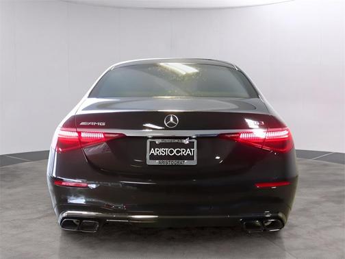 2025 Mercedes-Benz AMG S 63 E Base