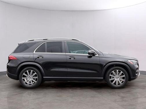 Obsidian Black Metallic 2025 Mercedes-Benz GLE 350 Base 4MATIC