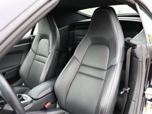 2020 Porsche 911 Carrera 4S