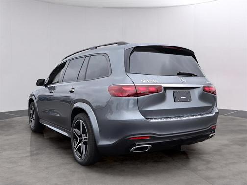2026 Mercedes-Benz GLS 450 4MATIC