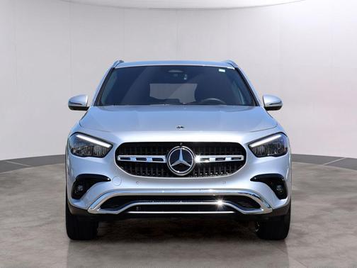 Cirrus Silver Metallic 2026 Mercedes-Benz GLA 250 Base 4MATIC
