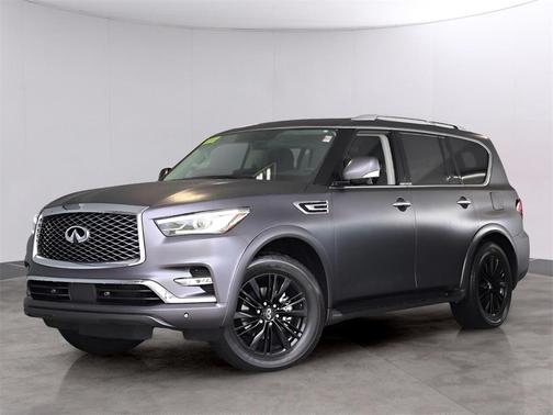 2022 INFINITI QX80 Luxe
