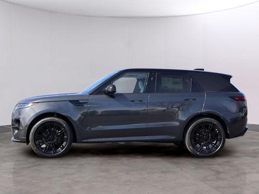 2026 Land Rover Range Rover Sport P400 Dynamic SE