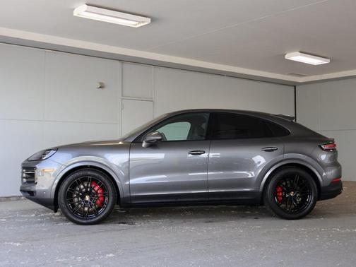 2024 Porsche Cayenne S Coupe AWD