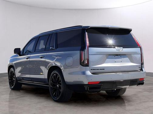2021 Cadillac Escalade ESV Sport Platinum