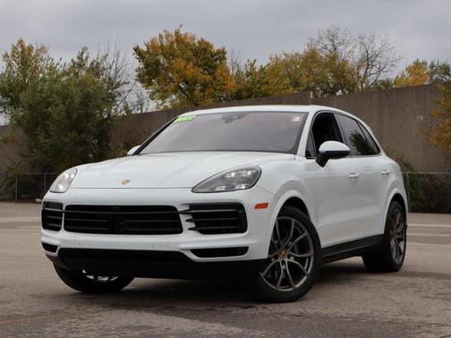 2022 Porsche Cayenne Platinum Edition