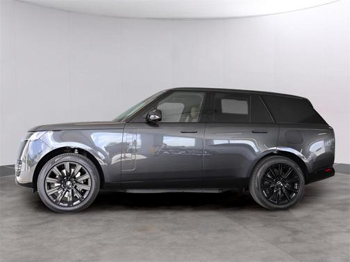 2025 Land Rover Range Rover P550e SE