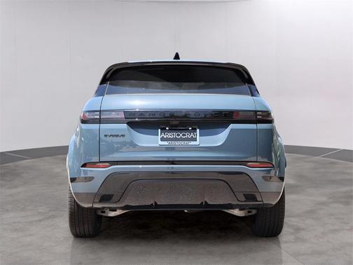 2026 Land Rover Range Rover Evoque Dynamic SE