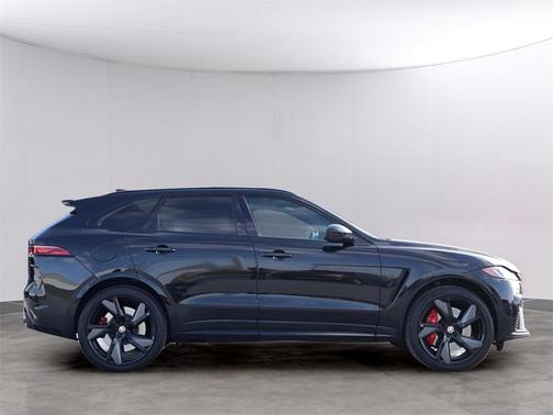2022 Jaguar F-PACE SVR