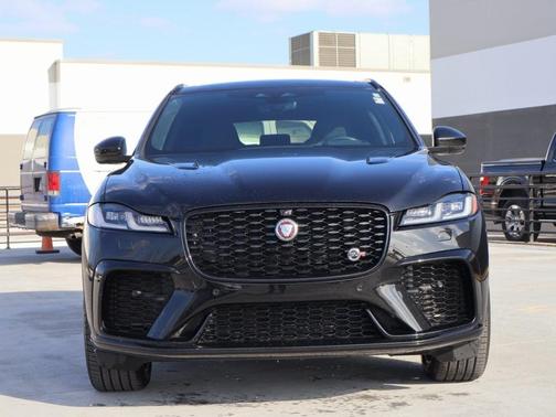 2022 Jaguar F-PACE SVR