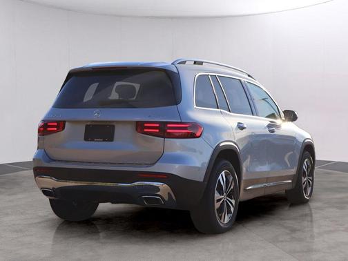 2026 Mercedes-Benz GLB 250 Base 4MATIC