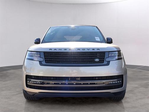 2025 Land Rover Range Rover P400 SE