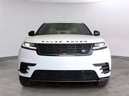 2026 Land Rover Range Rover Velar Dynamic SE