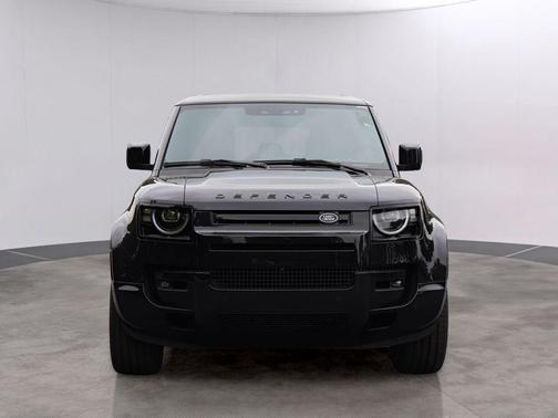 Santorini Black 2026 Land Rover Defender P400 X-Dynamic SE