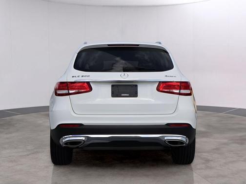 Polar White 2019 Mercedes-Benz GLC 300 Base 4MATIC