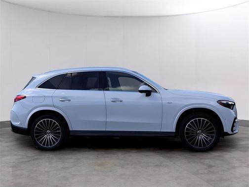 2025 Mercedes-Benz GLC 350e Base 4MATIC