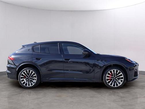 2025 Maserati Grecale Modena