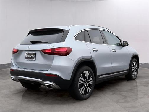 2025 Mercedes-Benz GLA 250 Base 4MATIC