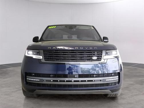 2023 Land Rover Range Rover P400 SE