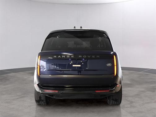 2023 Land Rover Range Rover P400 SE