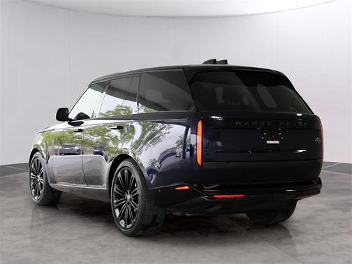 2023 Land Rover Range Rover P400 SE