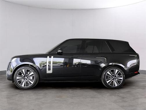 2024 Land Rover Range Rover P530 SE