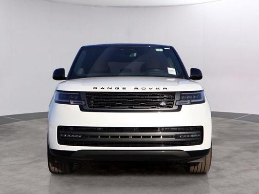 2026 Land Rover Range Rover P400 SE