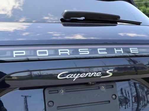 2021 Porsche Cayenne S